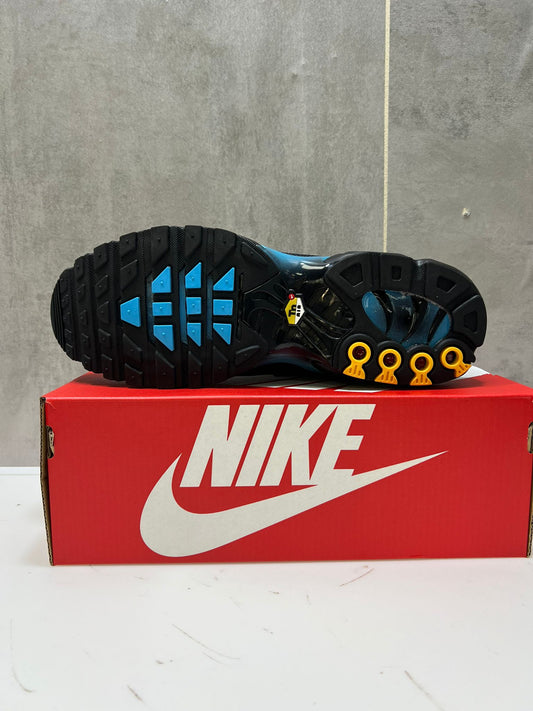 Nike Air Max Plus TN Black Blue Aura Sneakers