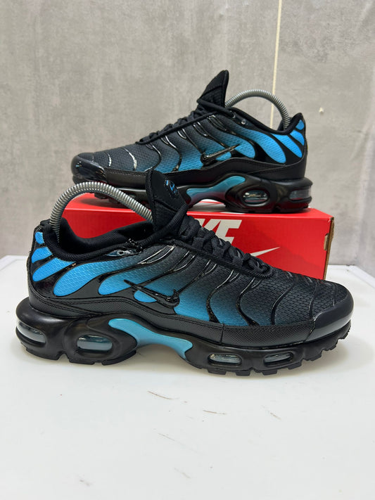 Nike Air Max Plus TN Black Blue Aura Sneakers