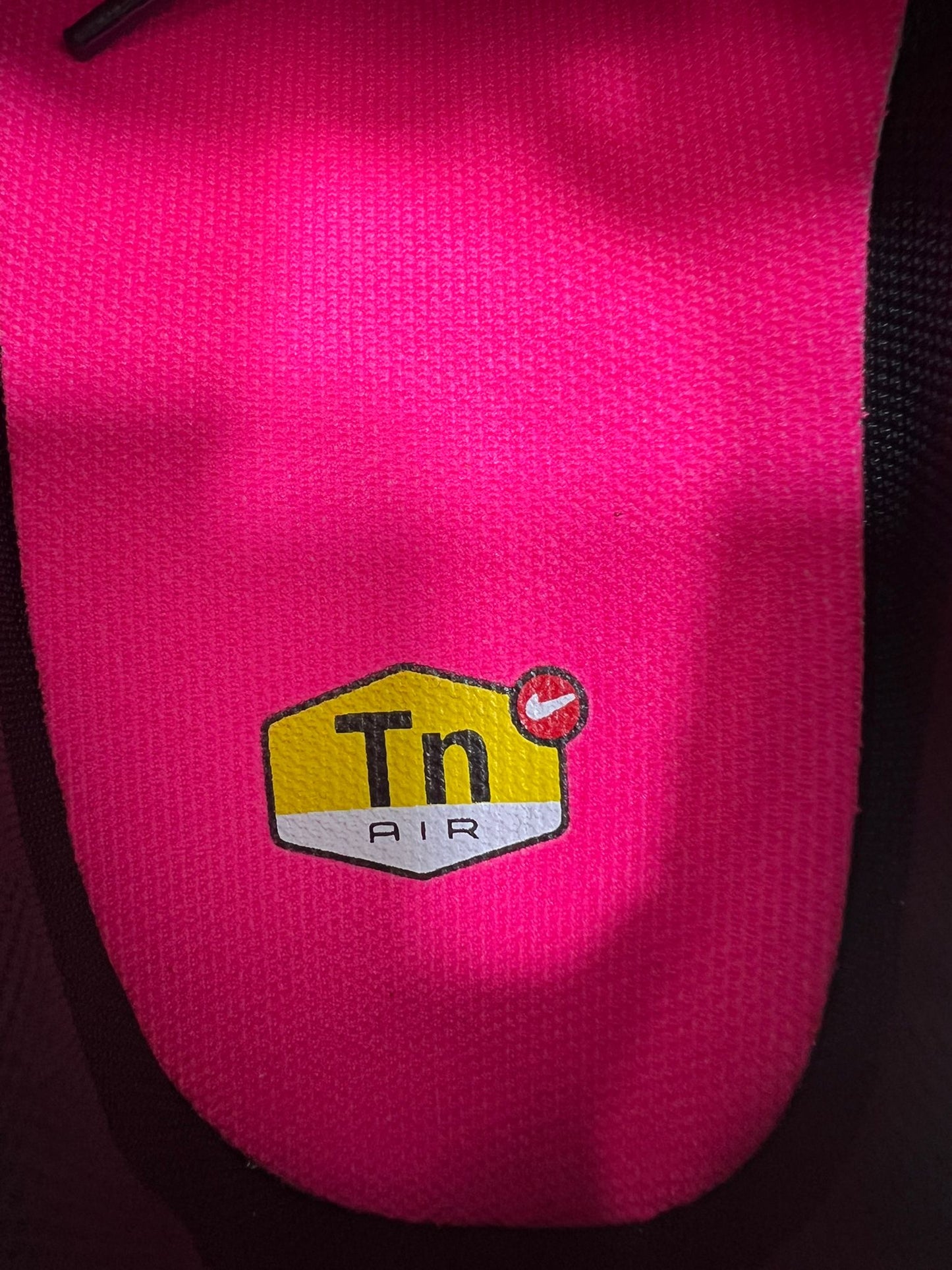 Nike Air Max Plus TNs Street Trainers – Black & Pink Gradient