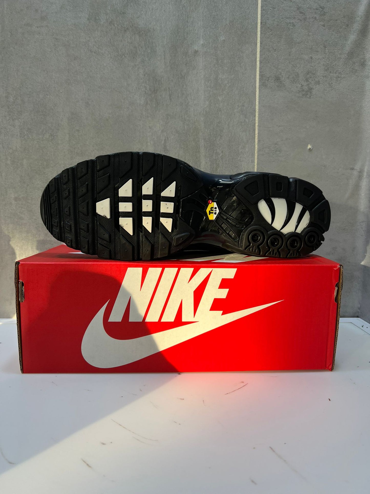 Nike TN's Air Max Plus Dark Navy Breathable Sneakers