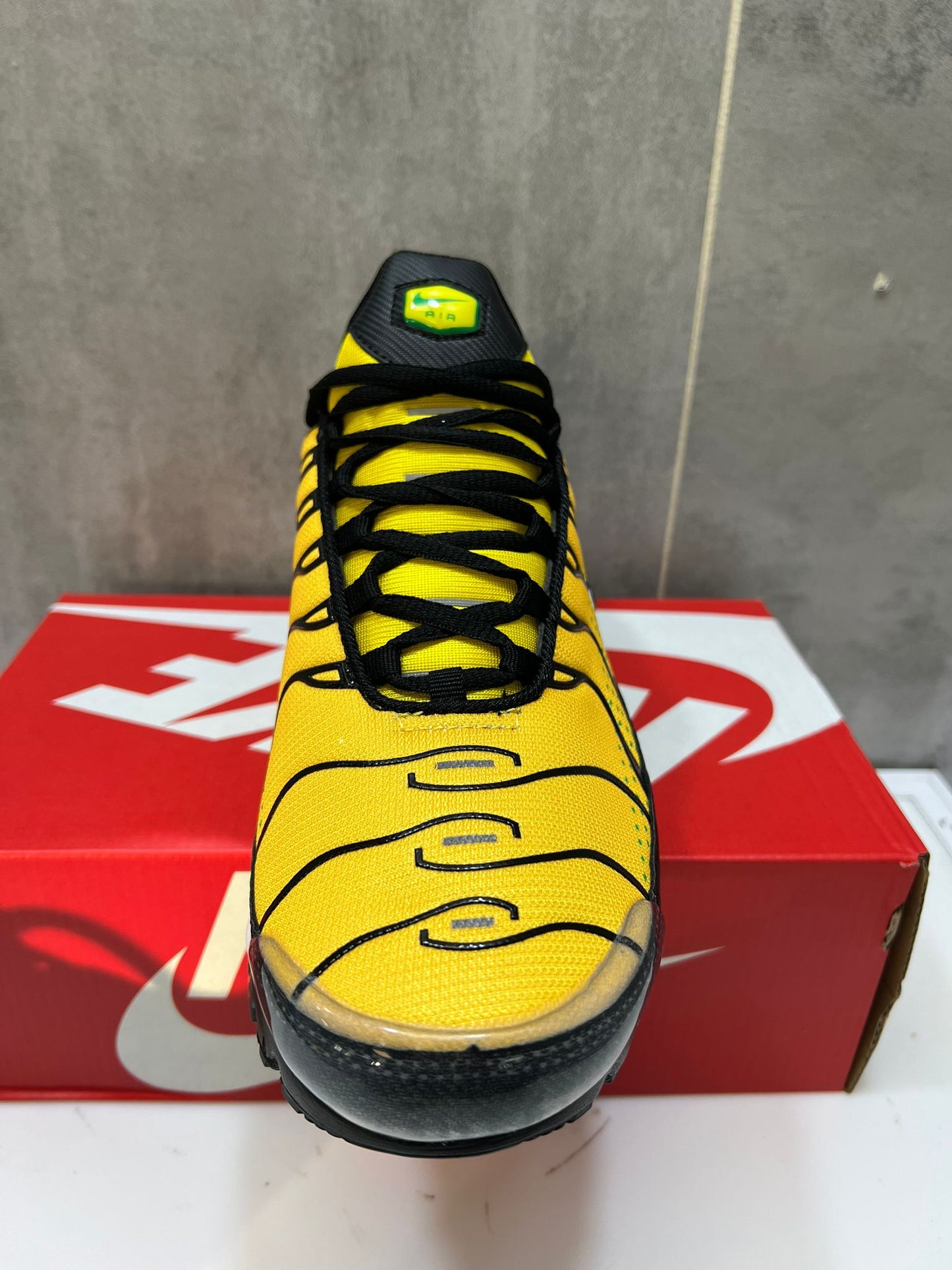 Nike Air Max Plus TNs Sneakers | Yellow Green